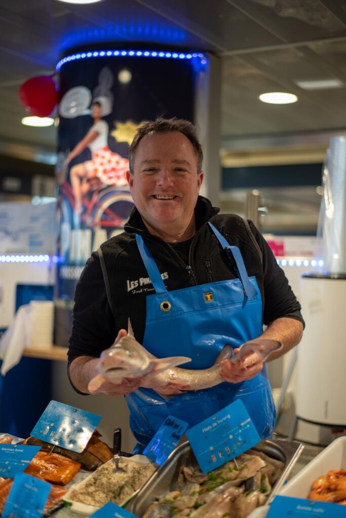 Les pinasses sablaises aux Halles de La Roche-sur-Yon
