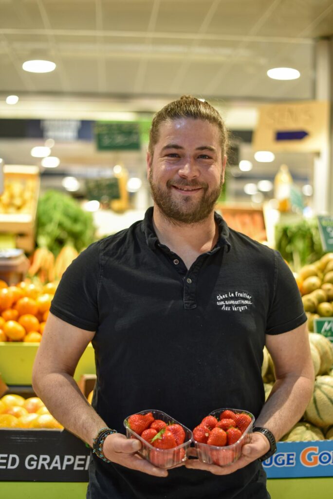 Chez le fruitier aux Halles de La Roche-sur-Yon